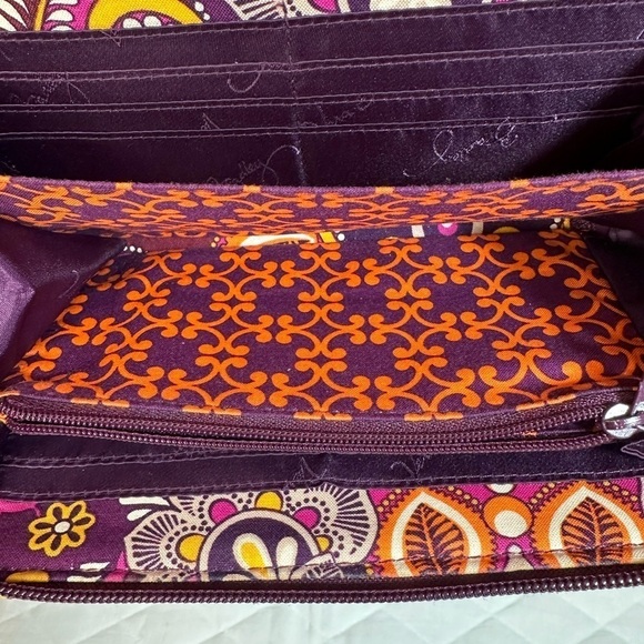 Vera Bradley Womens Wallet Wristlet Purse Floral Flowers Turn Lock Zip Around S - Picture 7 of 11